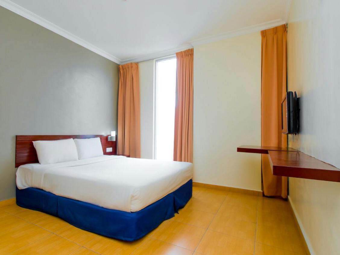 Ample Hotel Skudai Ngoại thất bức ảnh