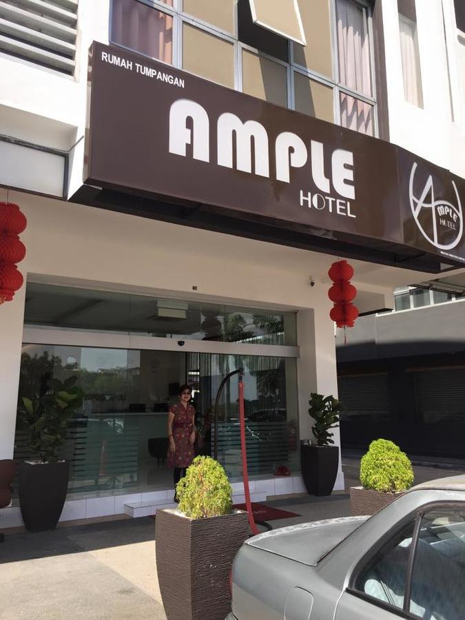 Ample Hotel Skudai Ngoại thất bức ảnh